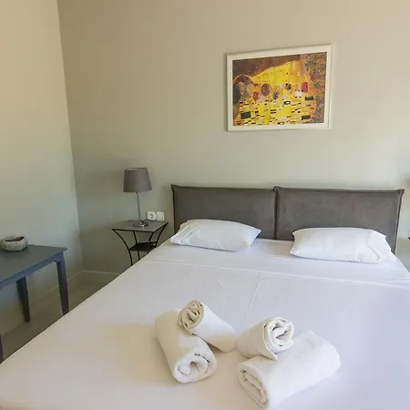 Amera - Troumpas Family 4* Leonídion