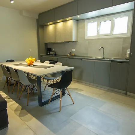 Amera - Troumpas Family 4* Leonídion