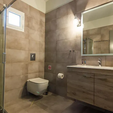 Amera - Troumpas Family 4* Leonídion