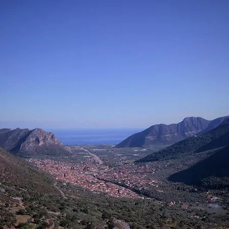 Amera - Troumpas Family 4* Leonídion