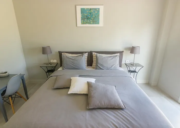 بيت ضيافة Amera - Troumpas Family 4*