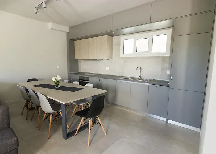 بيت ضيافة Amera - Troumpas Family 4*